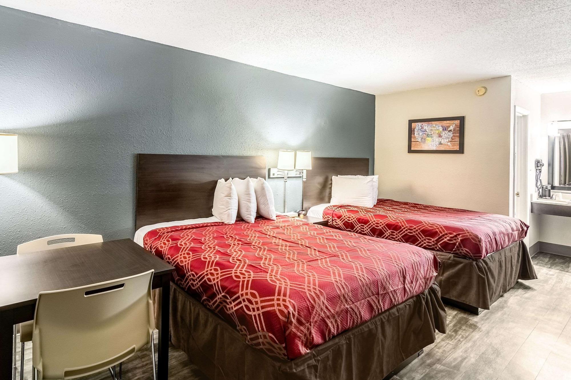 Econo Lodge Крествю Екстериор снимка